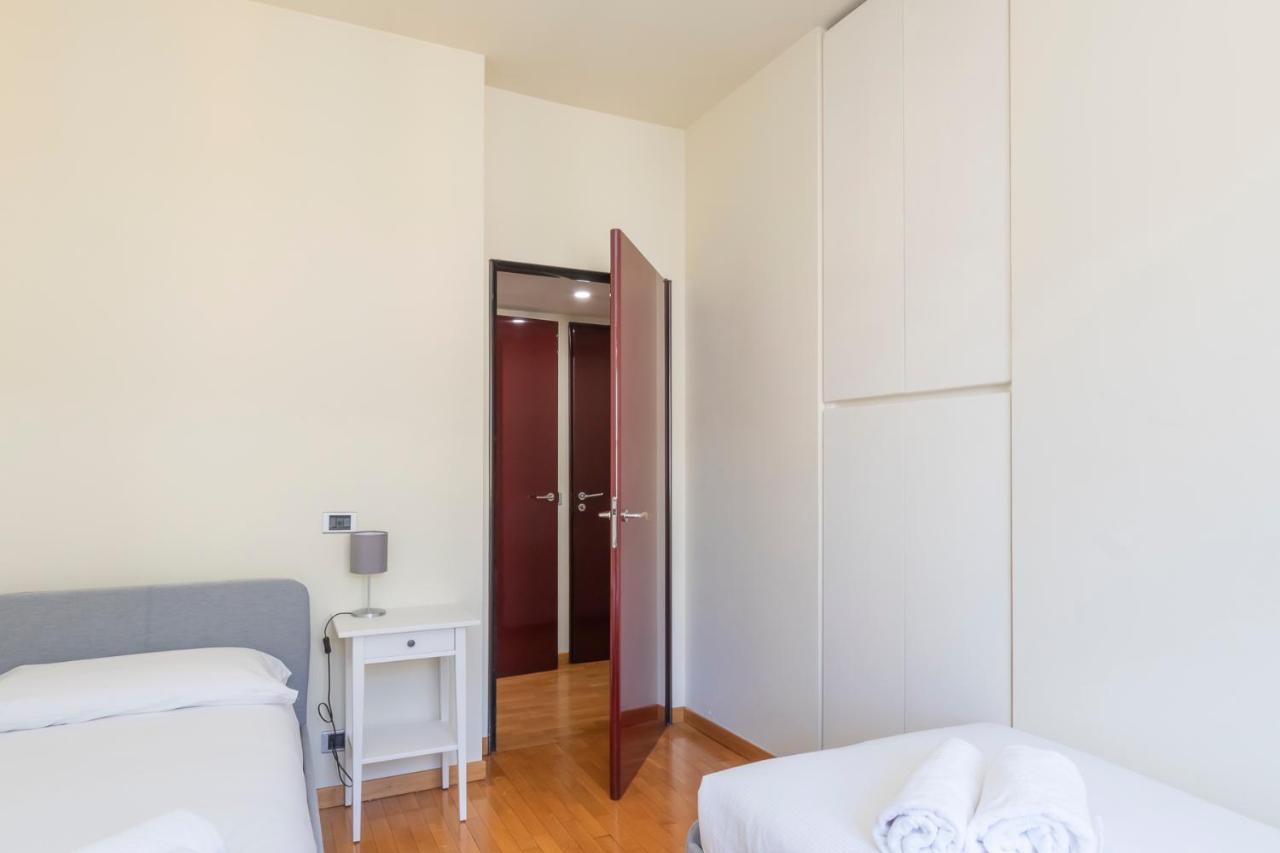 Ihost Apartment - Niccolini 21 Милан Экстерьер фото